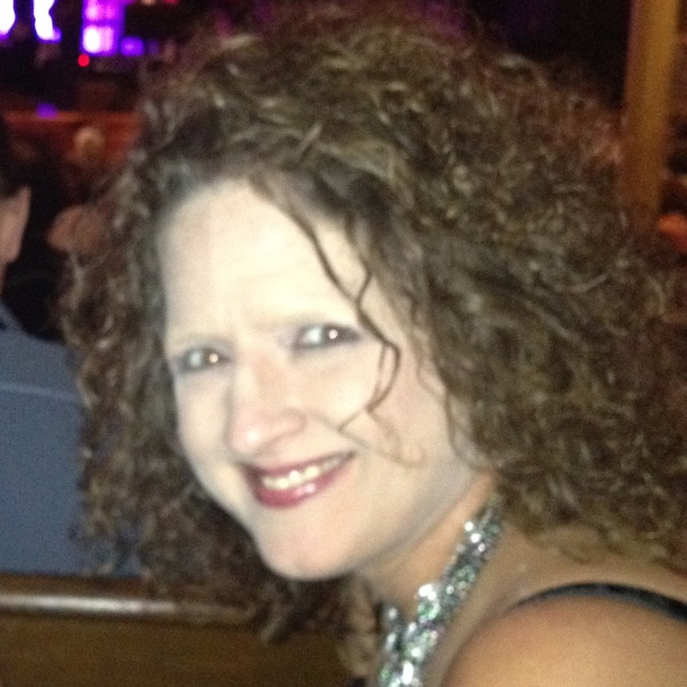 Meet your Posher, Laurie